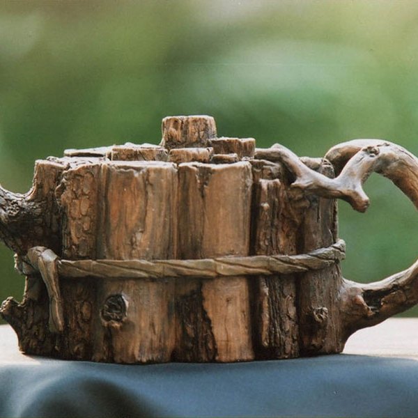 2012 獲頒屏東美展工藝類優選